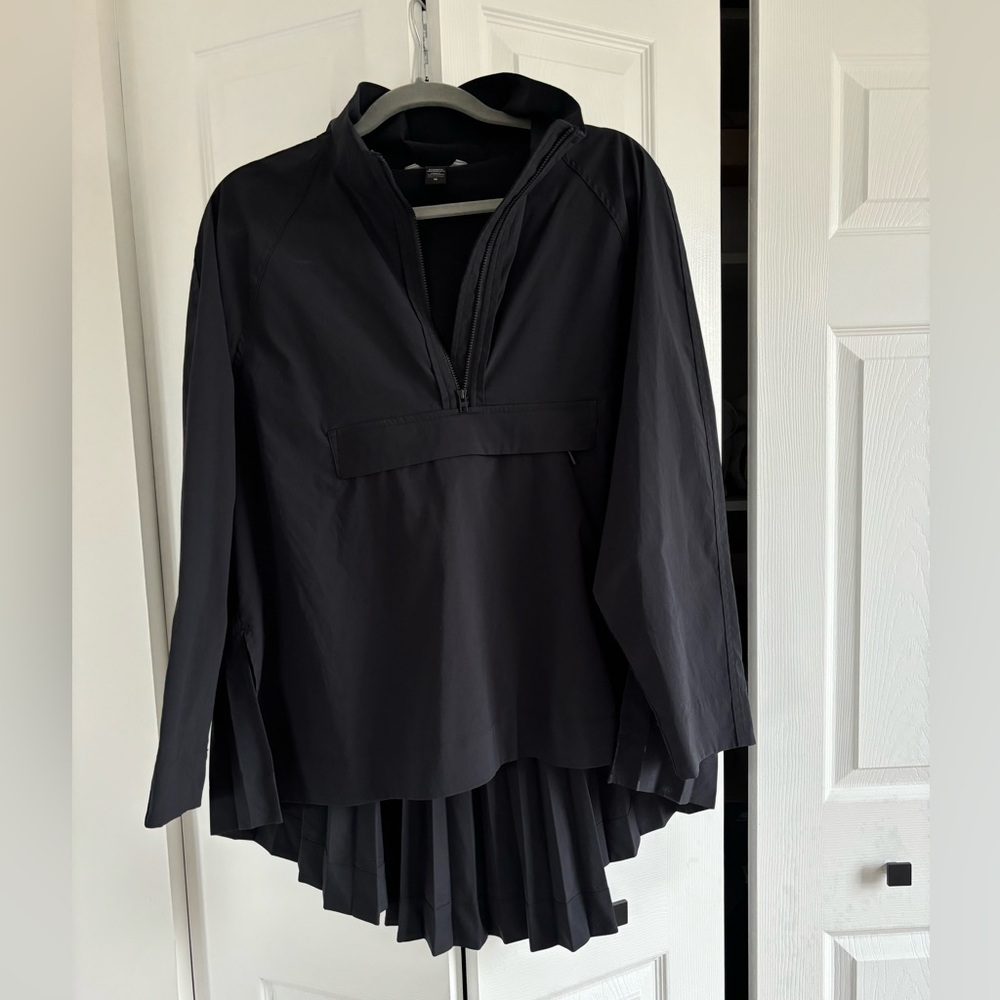 Athleta women’s sojourn top jacket size medium like new